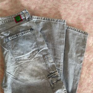 EMPIRE Women’s Light Wash Cargo Jeans